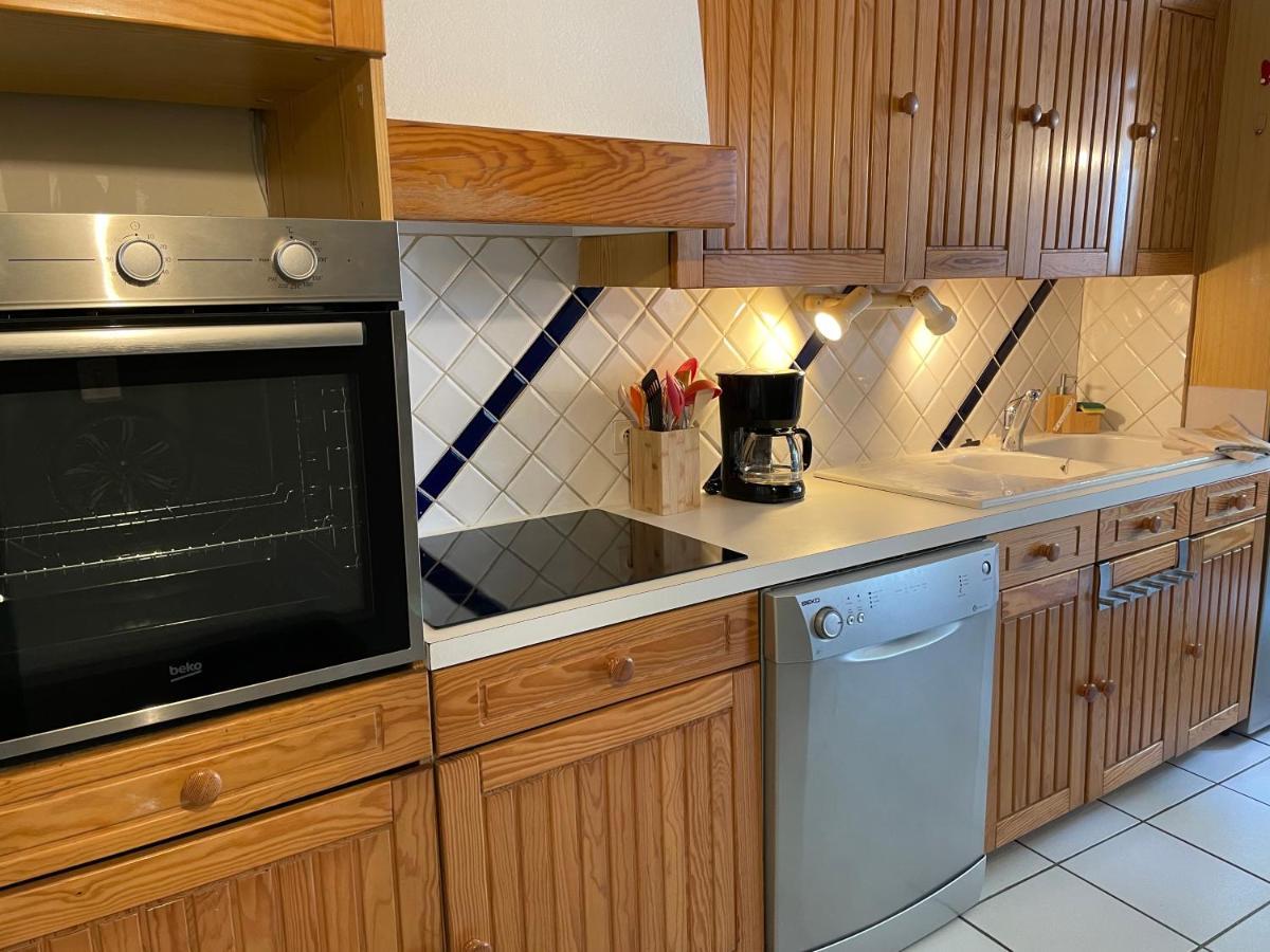 T2 Plein Centre Au 1Er Etage Avec Parking Prive Apartamento Millau Exterior foto