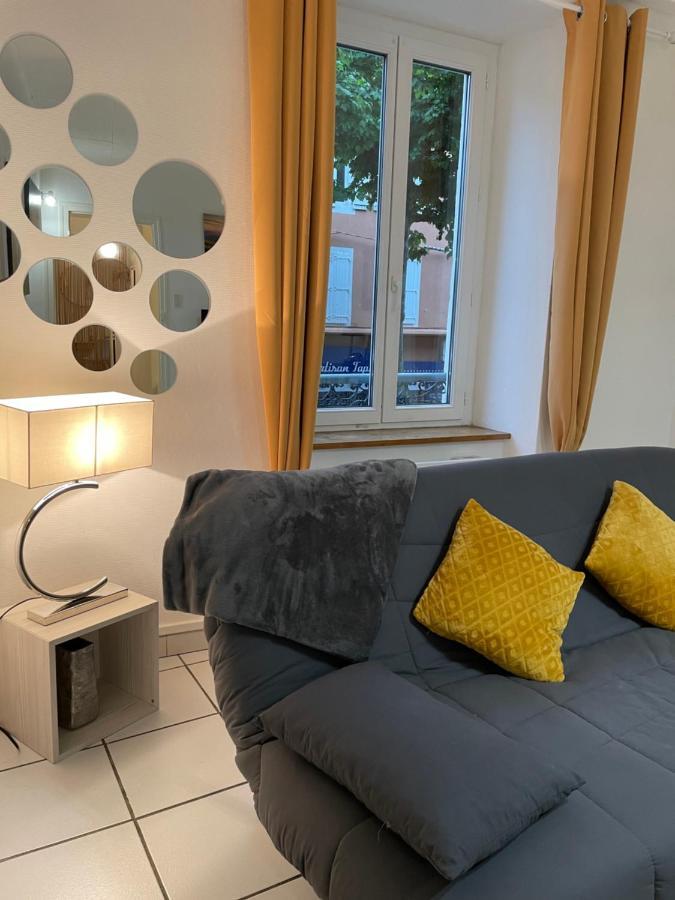 T2 Plein Centre Au 1Er Etage Avec Parking Prive Apartamento Millau Exterior foto