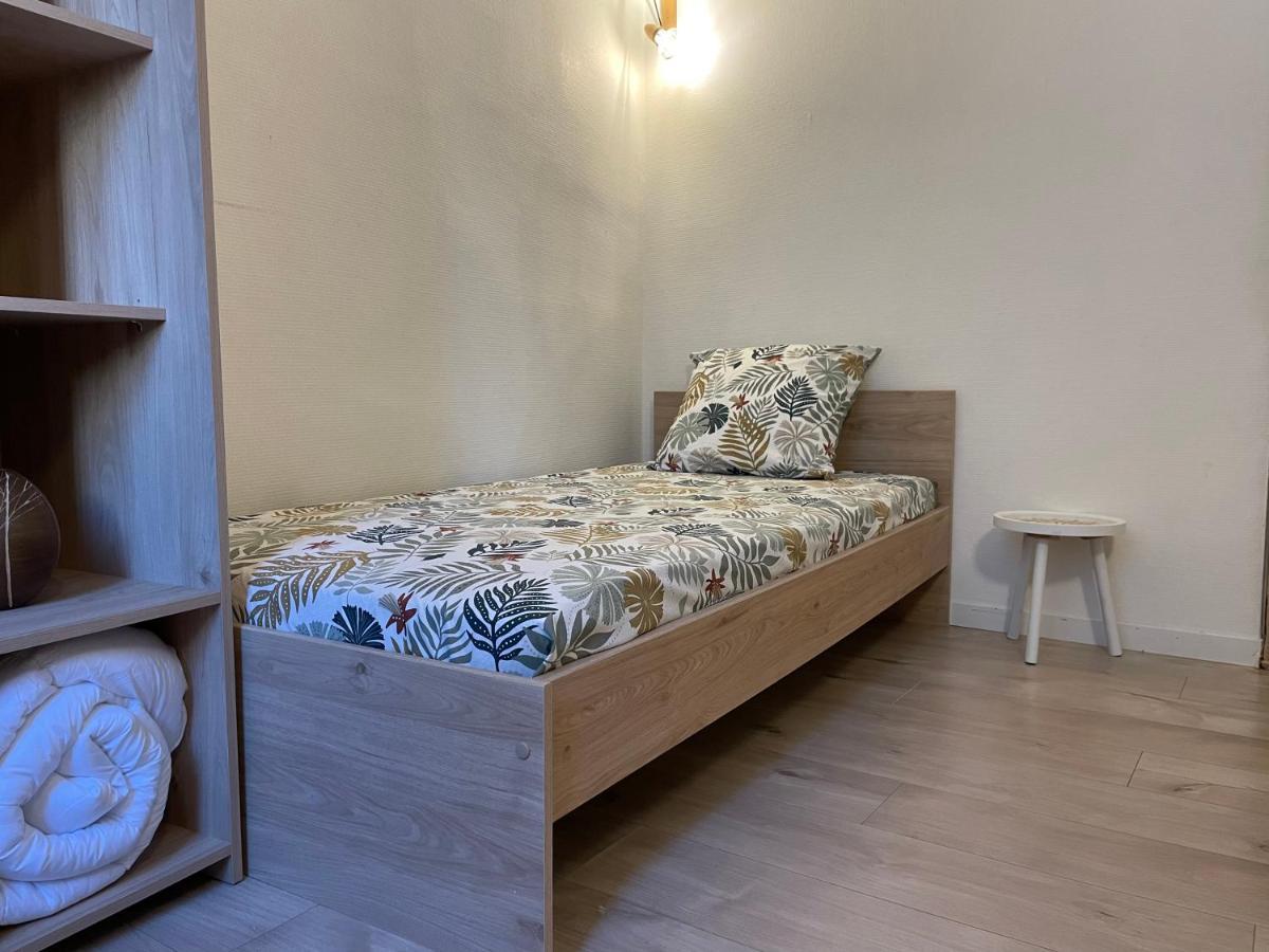 T2 Plein Centre Au 1Er Etage Avec Parking Prive Apartamento Millau Exterior foto