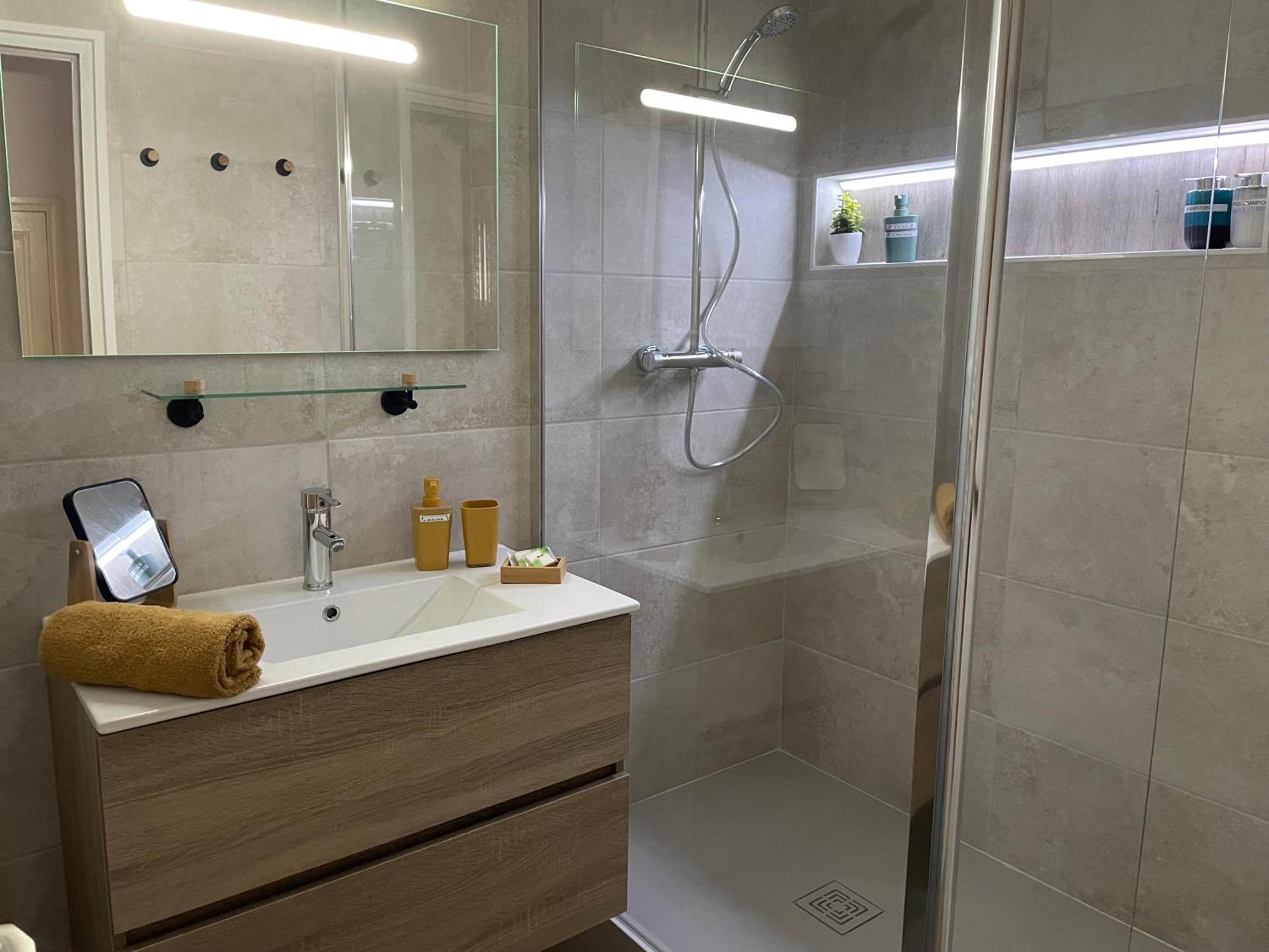 T2 Plein Centre Au 1Er Etage Avec Parking Prive Apartamento Millau Exterior foto